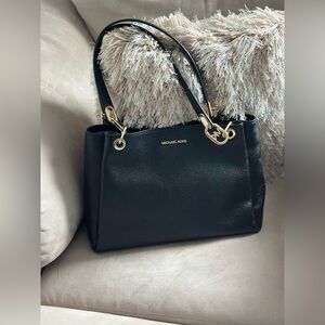 Michael Kors Lg Kensington Black Pebbled Leather Tote Bag